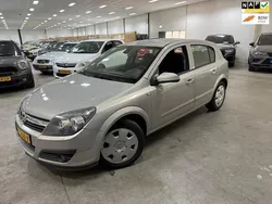 Grijs Gebruikt 2006 Opel Astra Business Hatchback | € 3.499 (Eerlijke prijs)