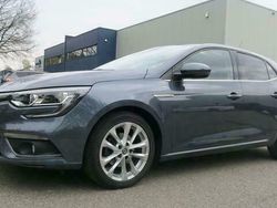 Grijs Gebruikt 2016 Renault Mégane III Intens Sedan | € 12.900