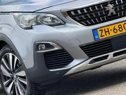 Grijs Gebruikt 2019 Peugeot 3008 GT-line SUV | € 13.425 (Eerlijke prijs)