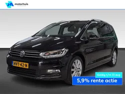 Zwart Gebruikt 2015 VW Touran Highline MPV | € 18.940 (Duur)