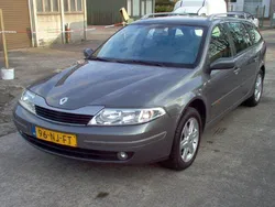 Grijs Gebruikt 2003 Renault Laguna GrandTour Expression Stationwagen | € 2.450
