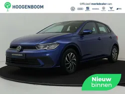 Blauw Gebruikt 2024 VW Polo Life Hatchback | € 22.950 (Goede deal)