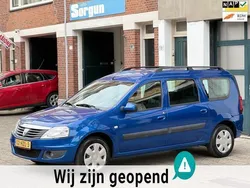Blauw Gebruikt 2009 Dacia Logan MCV Lauréate MPV | € 2.450 (Goede deal)