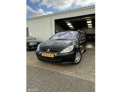 Zwart Gebruikt 2005 Peugeot 307 Premium Stationwagen | € 999 (Goede deal)