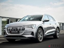 Grijs, metallic lak Gebruikt 2020 Audi e-tron Business SUV | € 33.950 (Duur)