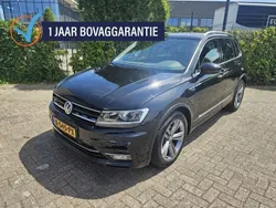 Zwart Gebruikt 2020 VW Tiguan Highline SUV | € 31.495 (Goede deal)