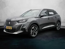 Grijs Gebruikt 2022 Peugeot 2008 Allure SUV | € 23.695 (Eerlijke prijs)
