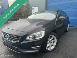Zwart Gebruikt 2016 Volvo S60 Summum Sedan | € 9.750 (Goede deal)