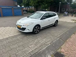 Wit Gebruikt 2011 Renault Mégane GrandTour Bose Edition Stationwagen | € 2.992 (Goede deal)
