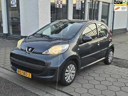 Grijs Gebruikt 2009 Peugeot 107 Hatchback | € 2.899 (Eerlijke prijs)