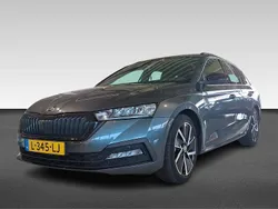 Grijs Gebruikt 2021 Skoda Octavia Business Line Stationwagen | € 24.990 (Eerlijke prijs)