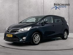 Grijs Gebruikt 2016 Toyota Verso Skyview Edition MPV | € 16.600 (Eerlijke prijs)