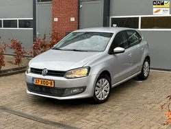 Grijs Gebruikt 2010 VW Polo Highline Hatchback | € 2.499 (Goede deal)