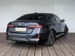 Zwart Gebruikt 2024 BMW 530e M Sport Sedan | € 68.795