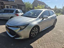 Zilver Gebruikt 2020 Toyota Corolla Comfort Sedan | € 22.000 (Eerlijke prijs)