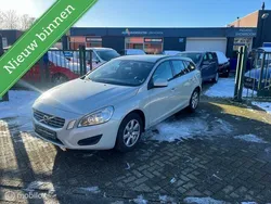 Beige, metallic lak Gebruikt 2012 Volvo V60 Stationwagen | € 12.999 (Iets duurder)
