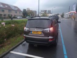 Beige Gebruikt 2011 Mitsubishi Outlander Edition SUV | € 8.500 (Goede deal)