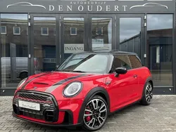 Rood Gebruikt 2021 Mini John Cooper Works Essential Hatchback | € 29.950 (Goede deal)