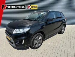 Zwart Gebruikt 2015 Suzuki Vitara Exclusive SUV | € 12.945 (Eerlijke prijs)
