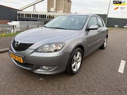 Grijs Gebruikt 2006 Mazda 3 Inclusive Hatchback | € 2.950 (Eerlijke prijs)