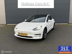 Wit (parellak) Gebruikt 2019 Tesla Model 3 Sedan | € 15.900 (Goede deal)