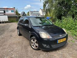 Zwart Gebruikt 2008 Ford Fiesta Ghia Hatchback | € 2.995 (Duur)