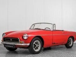 Rood Gebruikt 1971 MG B Cabriolet | € 3.900