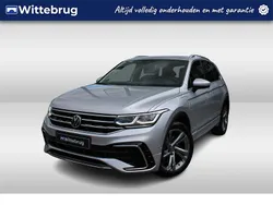 Zilver, metallic lak Gebruikt 2021 VW Tiguan R-line SUV | € 37.450 (Eerlijke prijs)