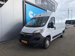 Wit Gebruikt 2024 Opel Movano S Van | € 26.722 (Eerlijke prijs)