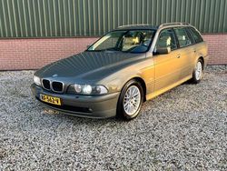 Groen Gebruikt 2002 BMW 520 Lifestyle Stationwagen | € 8.900