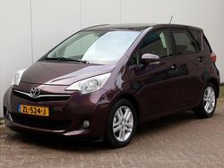 Paars Gebruikt 2014 Toyota Verso-S MPV | € 15.750 (Duur)