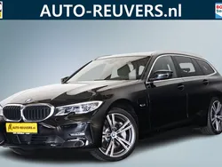 Zwart Gebruikt 2021 BMW 330e Executive Stationwagen | € 33.900 (Super prijs)