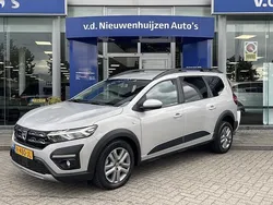 Grijs Gebruikt 2022 Dacia Jogger Comfort MPV | € 18.950 (Eerlijke prijs)