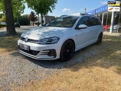 Wit Gebruikt 2017 VW Golf VII Business Stationwagen | € 17.500