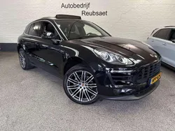 Zwart Gebruikt 2018 Porsche Macan Sport SUV | € 35.995 (Eerlijke prijs)