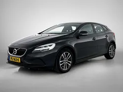 Zwart Gebruikt 2017 Volvo V40 Stationwagen | € 16.940 (Goede deal)