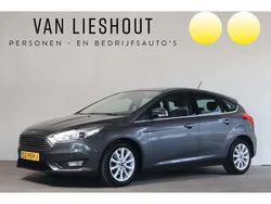 Grijs Gebruikt 2018 Ford Focus Titanium Hatchback | € 10.700 (Goede deal)