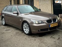 Bruin Gebruikt 2005 BMW 523 Stationwagen | € 6.450 (Eerlijke prijs)