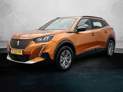 Oranje Gebruikt 2023 Peugeot e-2008 Style SUV | € 20.683 (Goede deal)