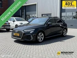 Zwart Gebruikt 2023 Audi A3 Sportback S-Line Hatchback | € 29.940 (Eerlijke prijs)