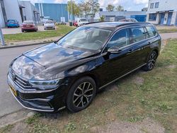 Zwart Gebruikt 2020 VW Passat GTE Stationwagen | € 22.000 (Goede deal)