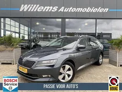 Grijs Gebruikt 2017 Skoda Superb Business Line Stationwagen | € 12.900 (Eerlijke prijs)