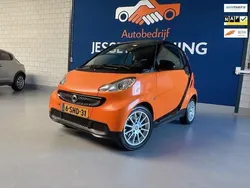 Oranje Gebruikt 2013 Smart ForTwo Coupé Pure Coupé | € 5.500 (Eerlijke prijs)