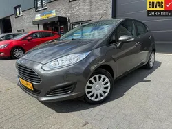 Grijs Gebruikt 2016 Ford Fiesta Style Hatchback | € 9.999 (Eerlijke prijs)