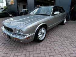 Grijs, metallic lak Gebruikt 1999 Jaguar XJ Executive Sedan | € 9.945