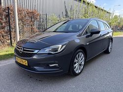 Grijs Gebruikt 2016 Opel Astra Edition Stationwagen | € 6.450 (Eerlijke prijs)