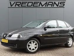 Zwart, metallic lak Gebruikt 2005 Seat Cordoba Reference Sedan | € 950 (Eerlijke prijs)