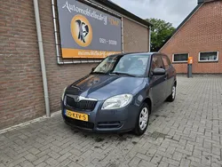 Grijs, metallic lak Gebruikt 2010 Skoda Fabia Drive Hatchback | € 2.745 (Super prijs)