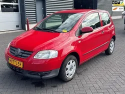 Rood Gebruikt 2005 VW Fox Trendline Hatchback | € 1.450 (Eerlijke prijs)
