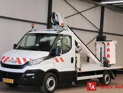 Wit Gebruikt 2017 Iveco 35.12 Van | € 36.500